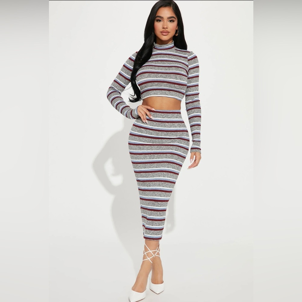 FASHIONNOVA Midi Skirt Set